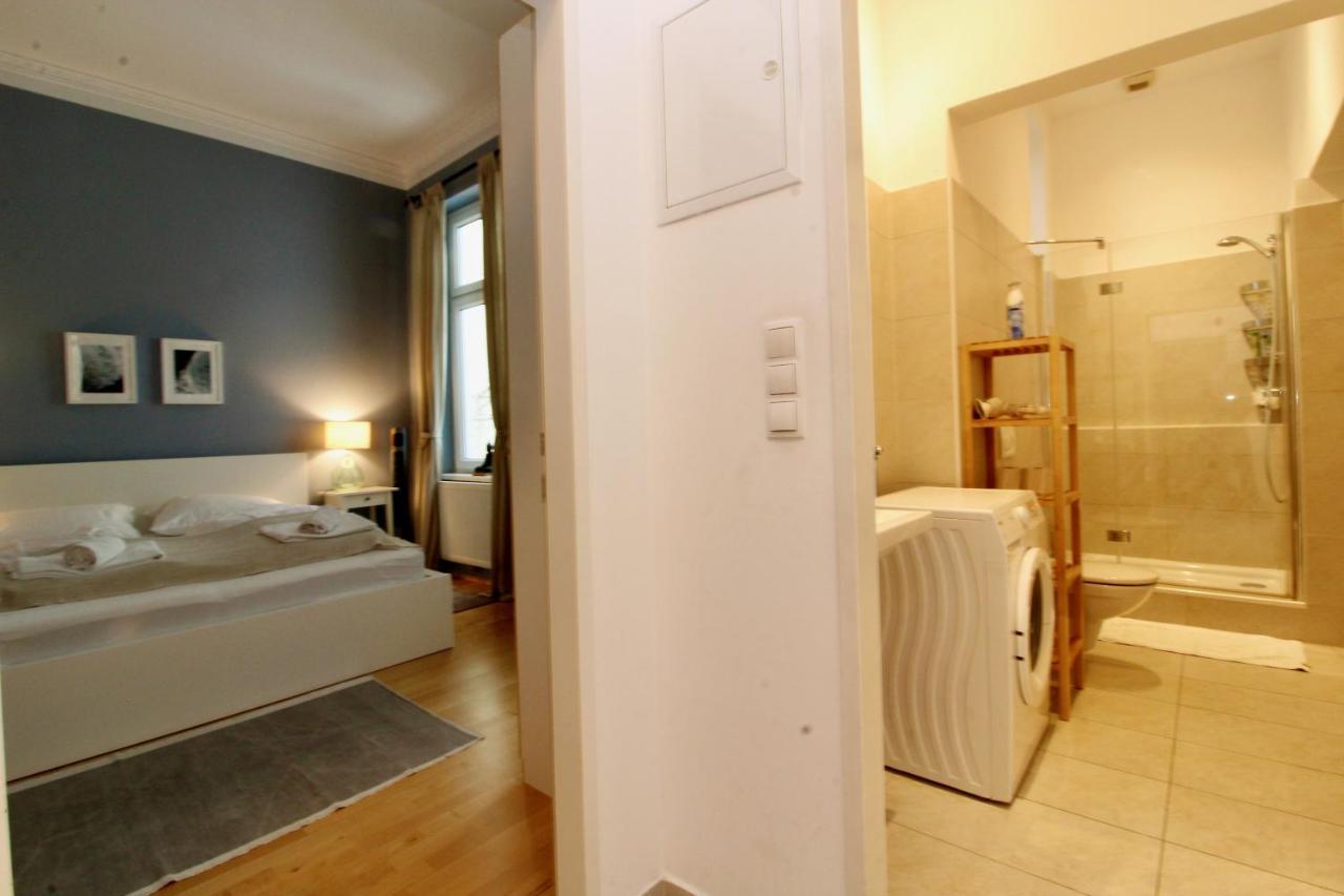 Classy Apartment In The Heart Of เวียนนา ภายนอก รูปภาพ
